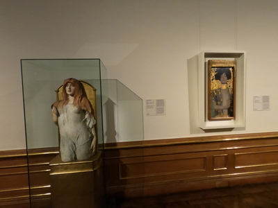 Vivien and Judith and Holofernes
